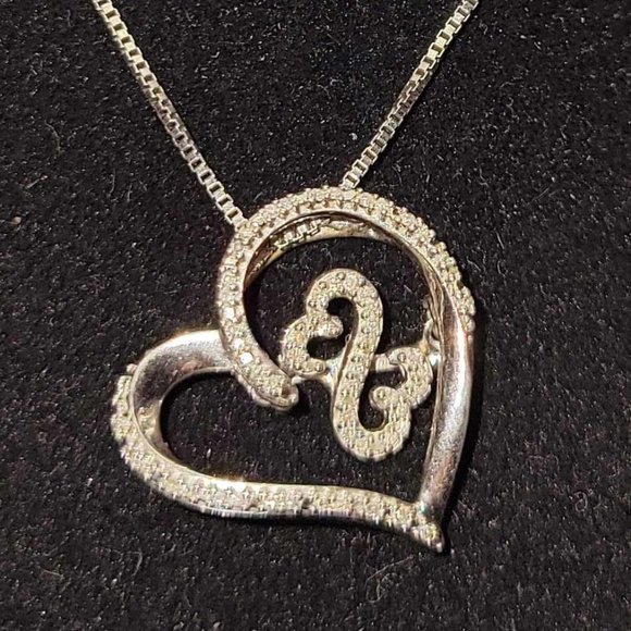 Jane Seymour Sterling Silver Open Heart Diamonds Pendant Necklace - Picture 1 of 5